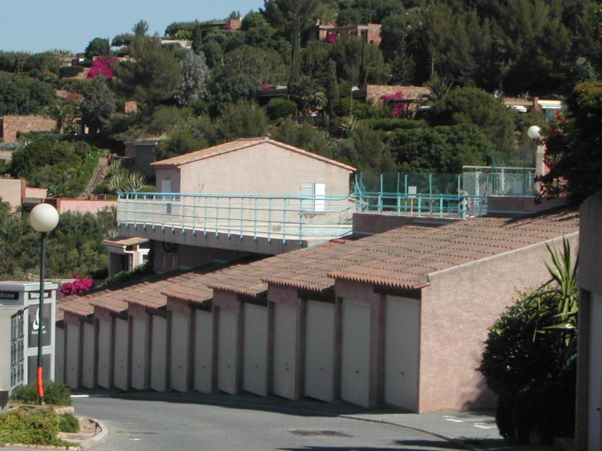 Duplex, 2p, large vue Méditerranée/garage Saint-Raphaël Esterno foto